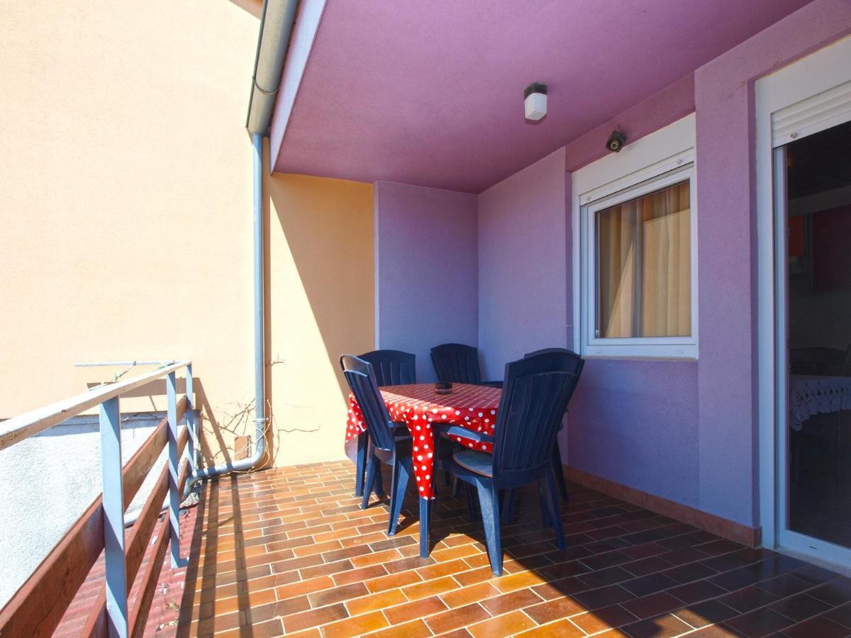 Apartment Nikica 782 Пула Екстериор снимка